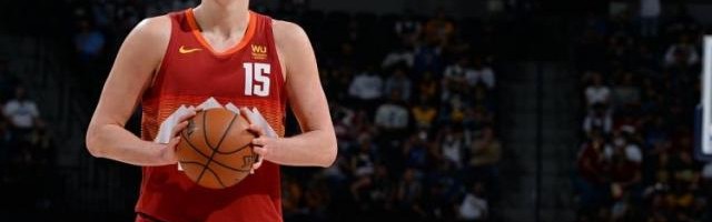 开云下载-实至名归！约基奇生涯首度当选MVP：感谢队友的支持